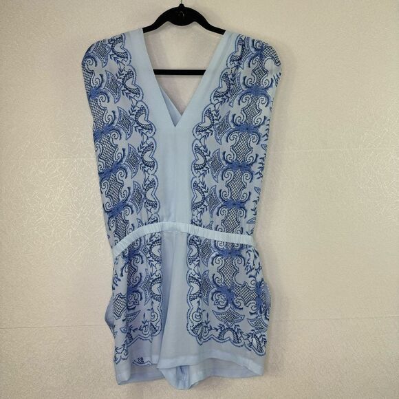 BCBGMaxAzria Vance Romper in Light Oasis Combo XS - Picture 4 of 6